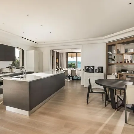 Amazing Five Bedrooms With Stunning View In Tropez, French Riviera Villa Saint-Tropez