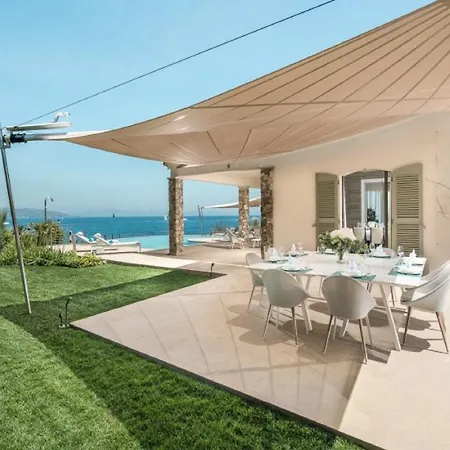 Villa Amazing Five Bedrooms With Stunning View In Tropez, French Riviera Saint-Tropez