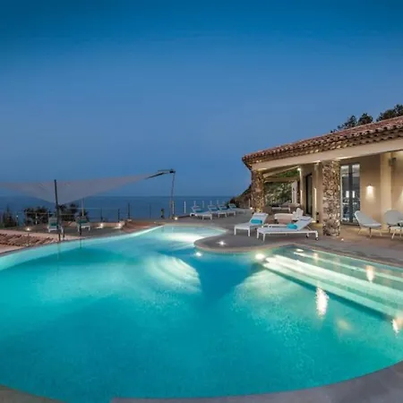 Amazing Five Bedrooms With Stunning View In Tropez, French Riviera * Сен-Тропе